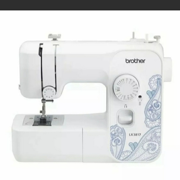 Brother LX3817 Sewing Machine - Picture 4 of 7